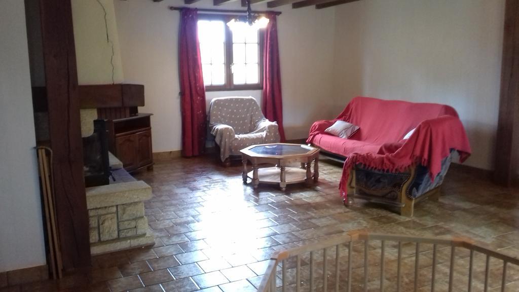 Gite Du Vieux Charme Villa Saint-Amand-en-Puisaye ภายนอก รูปภาพ