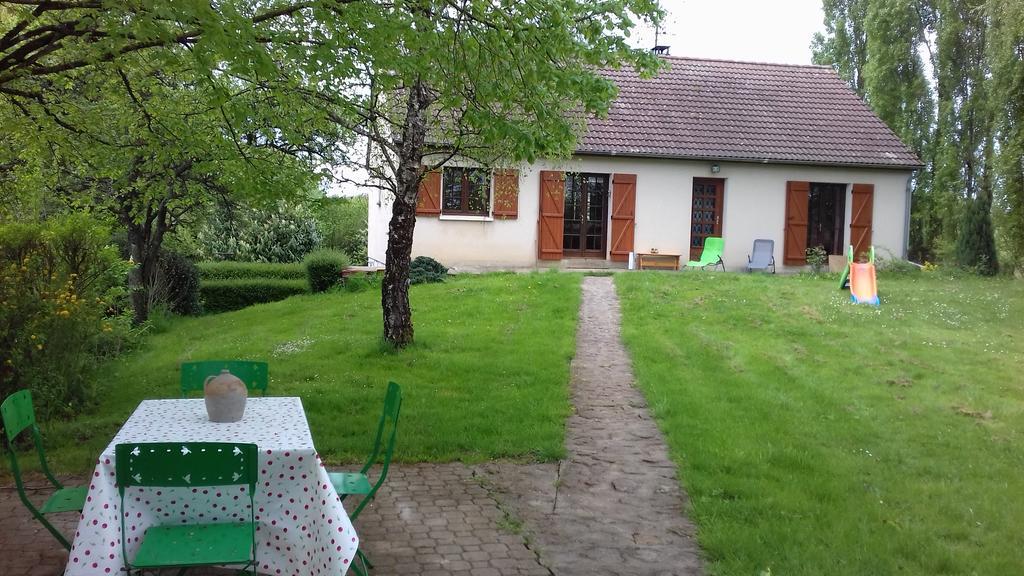 Gite Du Vieux Charme Villa Saint-Amand-en-Puisaye ภายนอก รูปภาพ